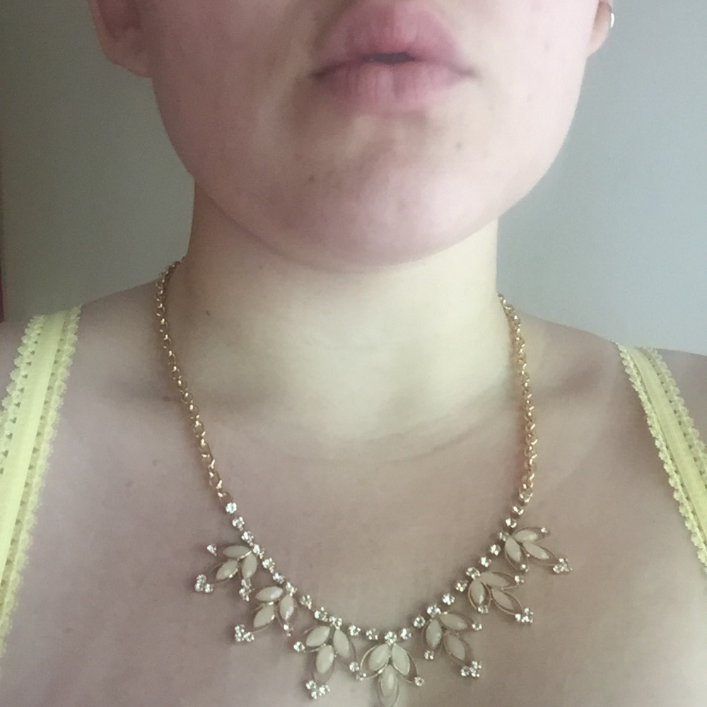 New Classy Statement Necklace